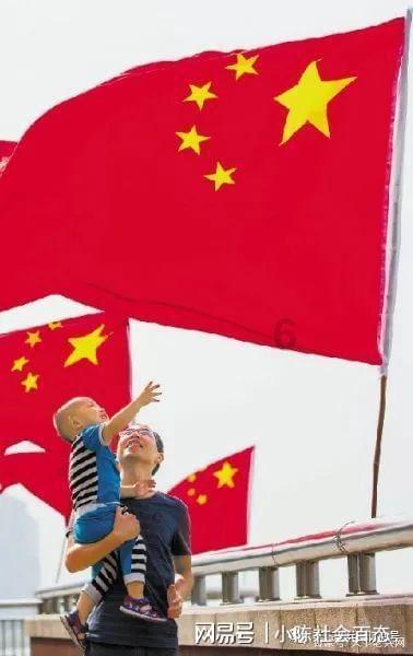 相亲认识一个月没确定关系还要继续吗？游戏画面